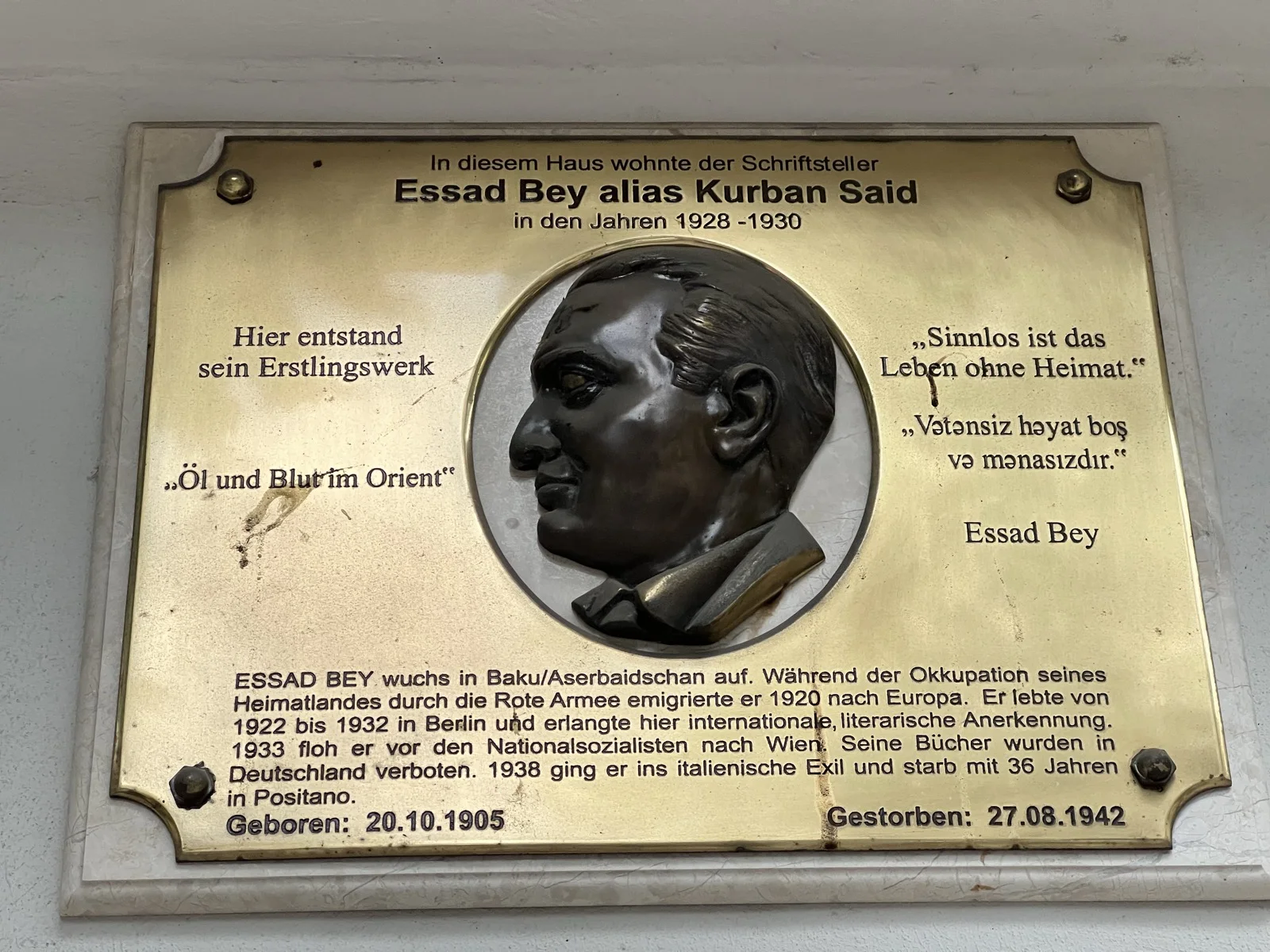 Essad Bey’s memorial plaque · Fasanenstraße 72