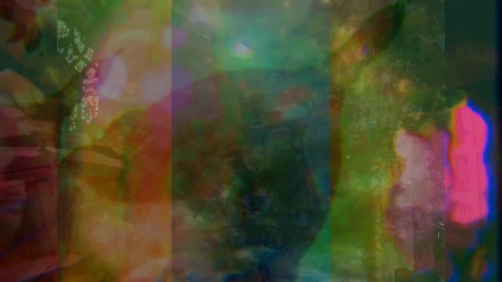 Layered figures and saturated colour fields in Sol Alegria Del Mare Alias Yume Nikki.